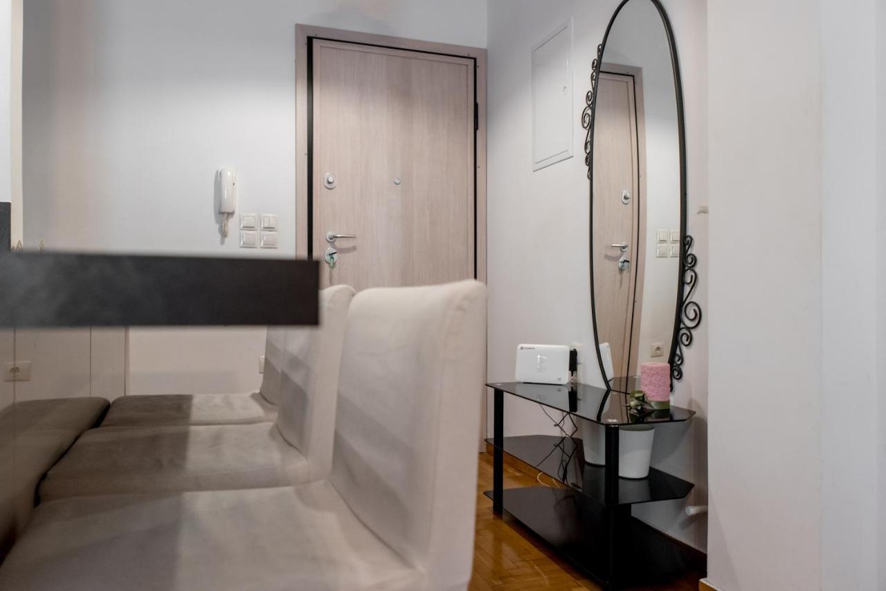Amazing Apartment 2 Min To Acropolis Athens Exterior photo